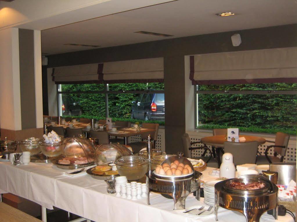 Den En Heuvel Hotel Кастерли Екстериор снимка